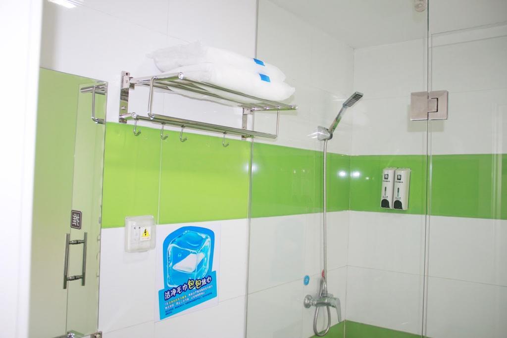 7Days Inn Guangzhou Jiaokou Subway Station 2Nd Zimmer foto